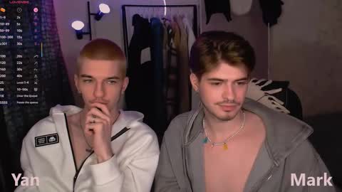 Mark online show from November 14, 3:58 pm