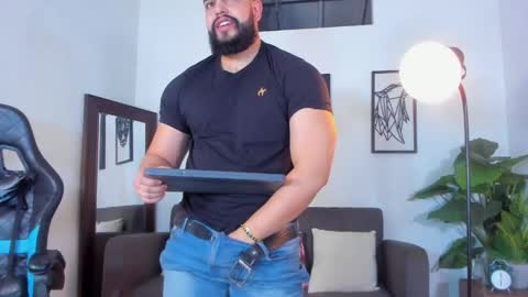 mark_x23 online show from May 3, 4:40 am