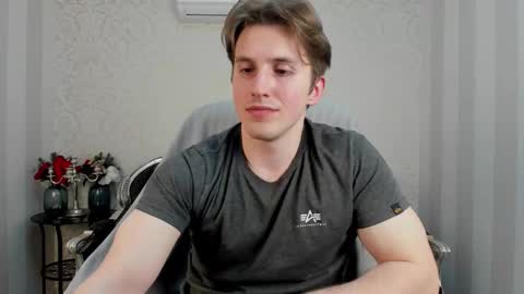 Mark online show from March 11, 7:39 pm