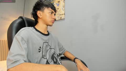 markbowie online show from January 13, 12:35 pm