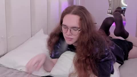 Mark online show from November 14, 10:39 am