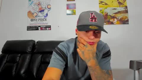 Sebastian online show from November 24, 3:43 pm