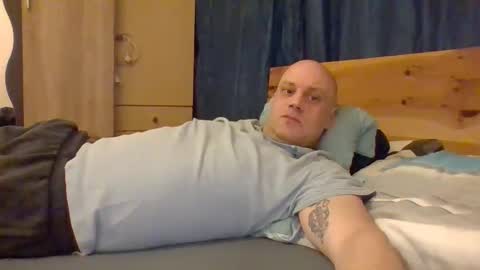 markus_7 online show from February 2, 7:54 pm