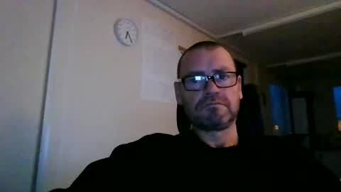 Snapshot of markyhowudoin chatting on November 1, 6:23 am markyhowudoin online show from November 1, 6:23 am