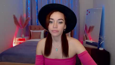 Snapshot of marladewis chatting on September 25, 7:21 pm MarlaDewis online show from September 25, 7:21 pm