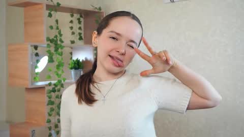 Noa online show from March 18, 10:43 am