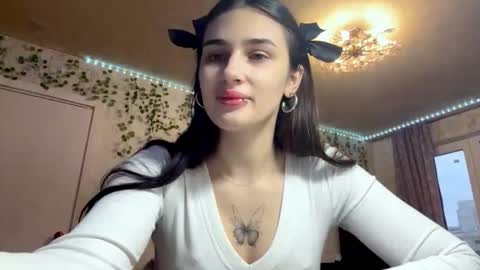 Lina online show from December 17, 5:36 am