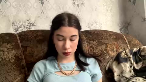 Giulia online show from March 9, 11:15 am