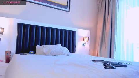 Mari online show from November 18, 7:11 am