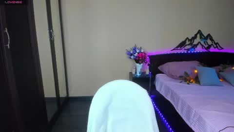 marry_evans_ online show from June 25, 1:46 am