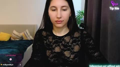 marrycolins online show from April 23, 3:14 am