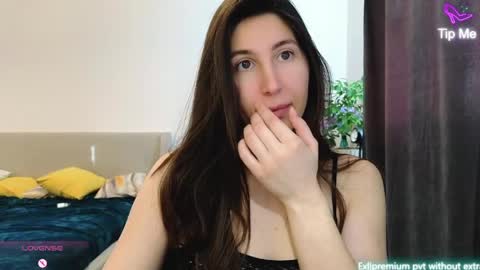 marrycolins online show from March 4, 2:52 am