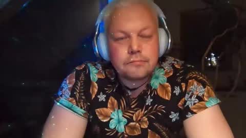 mars0481 online show from November 27, 10:17 pm