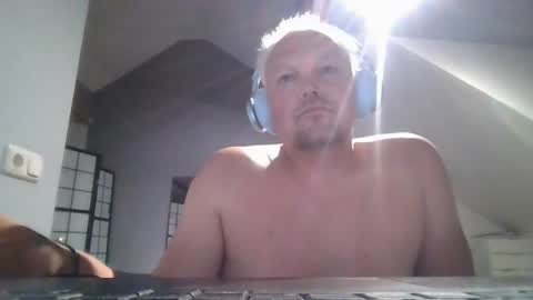 mars0481 online show from July 16, 11:28 pm