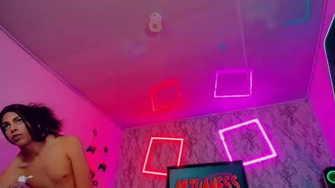 Marshall online show from December 10, 7:05 am