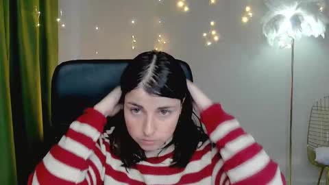 martaedams online show from January 19, 9:19 am