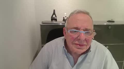 martin_1947 online show from February 25, 10:35 pm