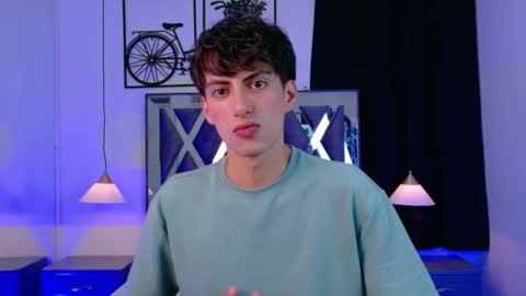 martin_williams_ online show from January 19, 12:15 pm