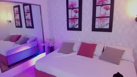 mari online show from December 4, 12:16 pm