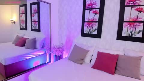 mari online show from November 28, 1:40 pm