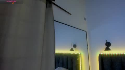 Laura online show from January 7, 7:41 pm