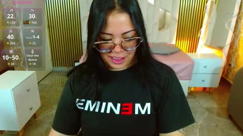 Hey im martina online show from December 15, 3:24 am