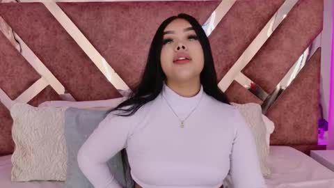 Martina Garcia online show from April 23, 9:05 pm