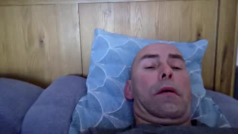 Snapshot of martinireland chatting on October 19, 7:46 am Martin online show from October 19, 7:46 am