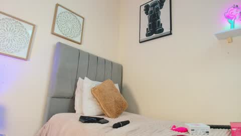 mary_cute9 online show from July 8, 12:19 pm