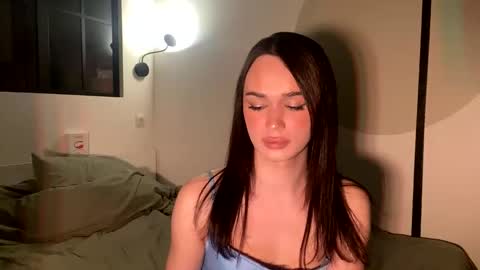 Mary online show from December 16, 7:09 pm