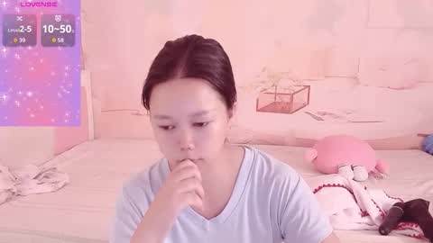 Snapshot of mary_uu chatting on October 10, 7:47 am mary_uu online show from October 10, 7:47 am