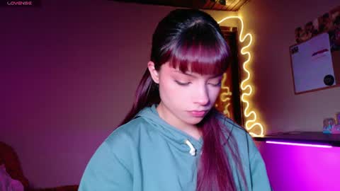     online show from July 30, 6:36 am