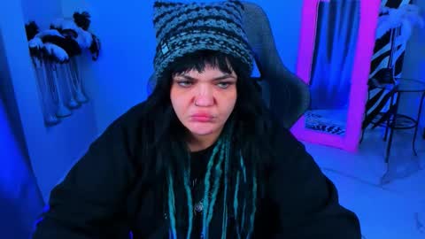 Mary online show from February 4, 2:37 am