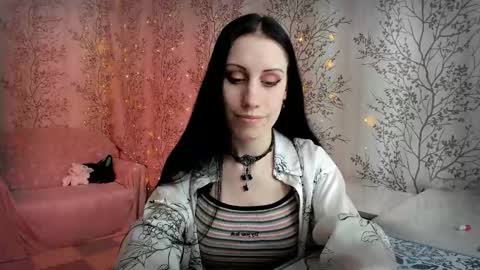 Mary Lou online show from February 15, 7:51 am