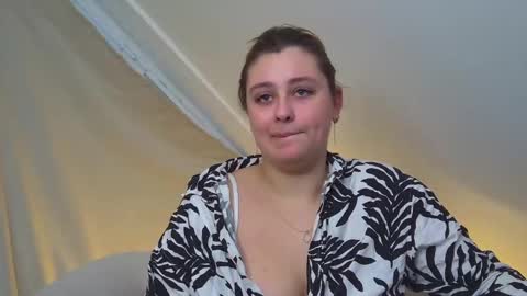 MaryMurrays online show from November 19, 6:57 am