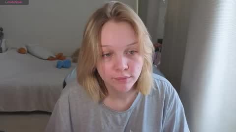 Mary online show from May 10, 5:47 am