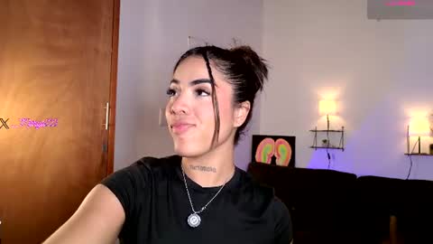 maryybellax online show from June 24, 9:55 pm