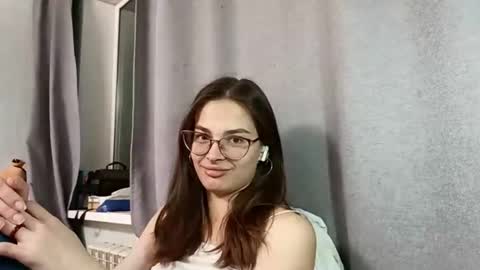 Kelly online show from April 24, 12:40 pm