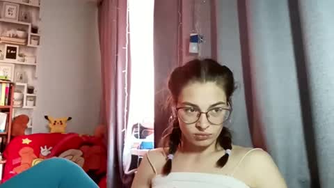 Kelly online show from April 22, 9:49 am