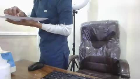 maskboyz2003 online show from February 3, 12:25 pm