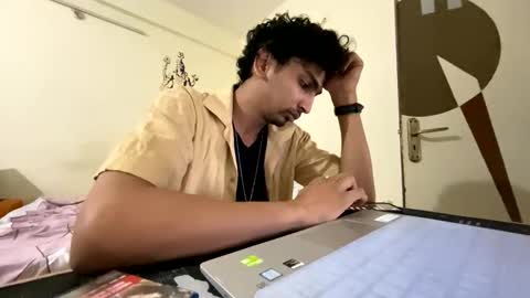 maskboyz2003 online show from October 24, 7:53 am