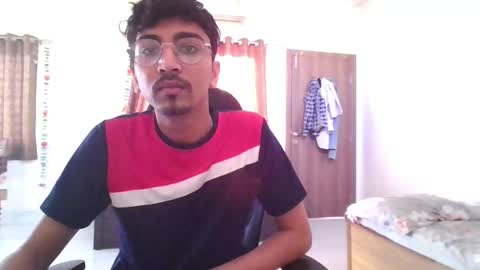 maskboyz2003 online show from March 10, 1:45 am