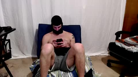 maskedyogaman online show from April 29, 2:38 am