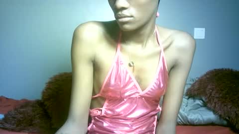 maskgang001 online show from January 19, 2:10 am