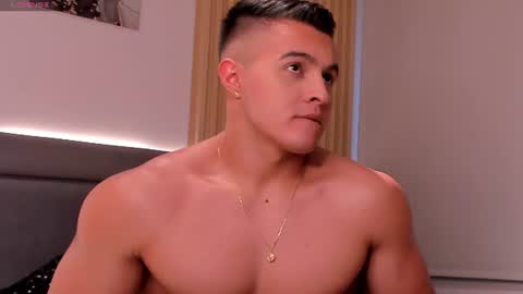 Mason Bennet online show from July 4, 8:56 pm