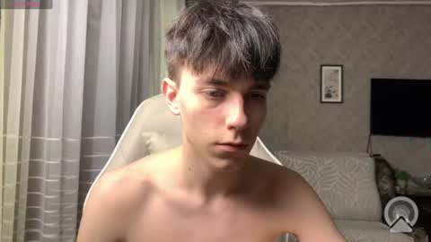 masonsilver_ online show from July 13, 8:18 am