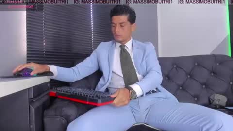I am Massimo online show from July 10, 12:21 pm