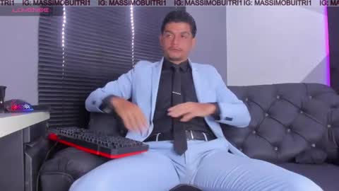 I am Massimo online show from April 27, 1:52 pm