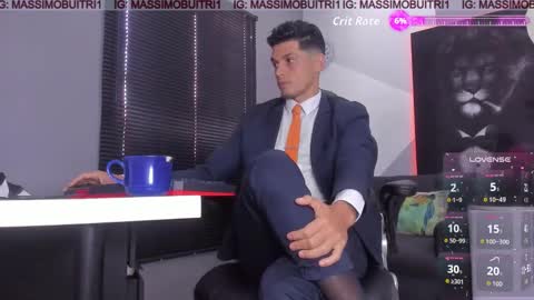 I am Massimo online show from October 3, 2:14 pm