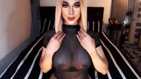 Aica online show from October 26, 5:01 pm